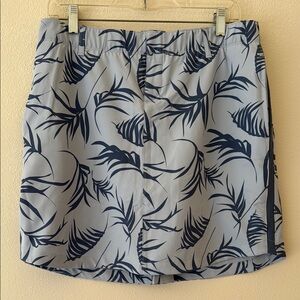 NWOT under Armour Women's Blue Patterned Skort